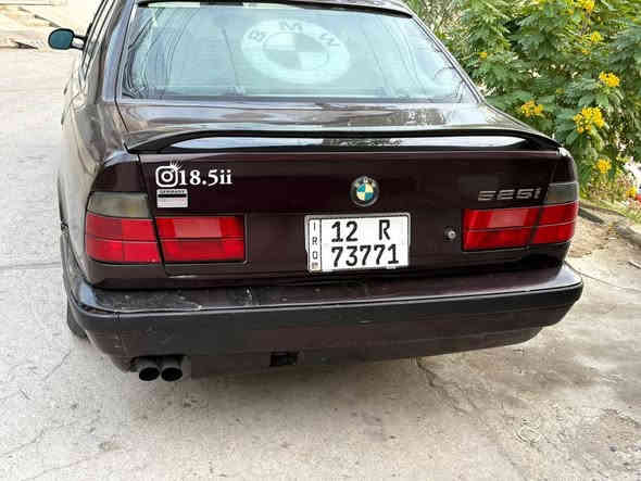 بي ام دبليو 525i 
وارد ياباني
 السياره جاهزه مجهزه 
دواخل عسلي
 كيرها جديد صارله 3 اشهر مبدلينه السياره بدون اي ضرر وصبغ جماليه السقف ما مصبوغ لون السياره كرزي
 ورقم جديد 
كابون بيها
تحويل مباشر رقمها نينوى 
مكان السياره نينوى 
موديل السياره 91 
مرتبها بدون اي اضافات يعني كله وكاله السياره محتاجه تدخل صباغ يبولشها وترجع بعد احلى
السياره كير ومكينه شرط
السعر (72$)
للتواصل هاذه رقمي
***********
بي واتساب
شراي اتصل لا تعلق ولا تراسل تل كيف
