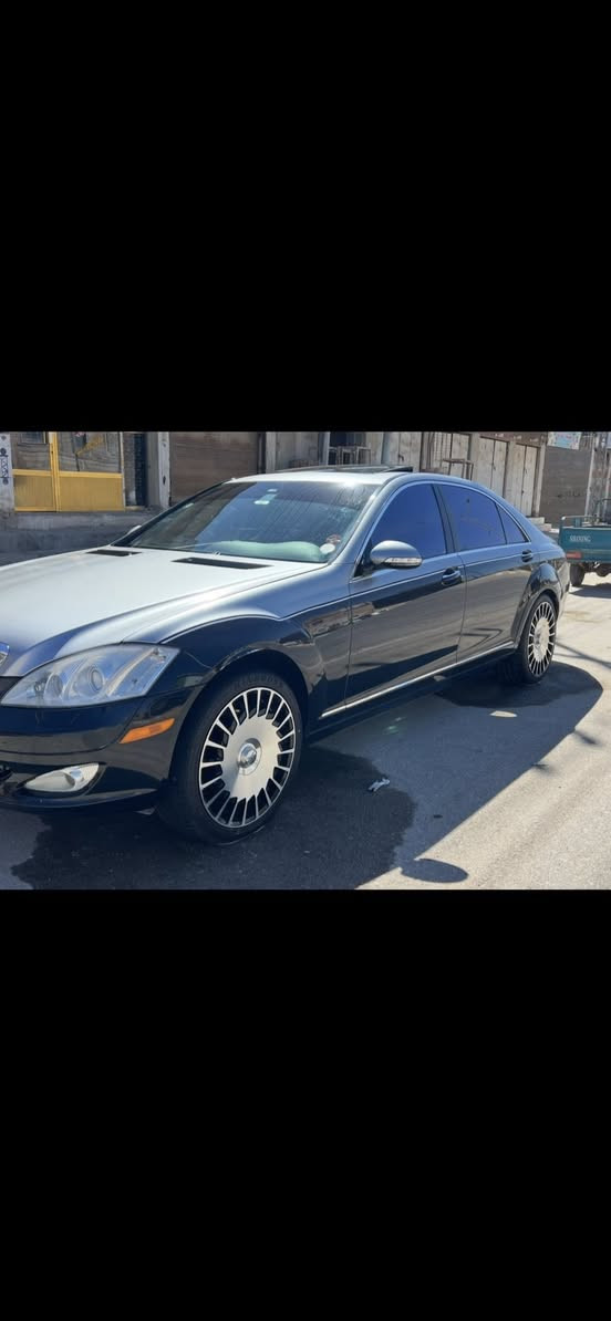 السلام عليكم مارسدس اس 550 فول مواصفات موديل 2007 كفاله عامه حديده السعر 100 وبيه مجال قليل الشراي يتصل ***********
