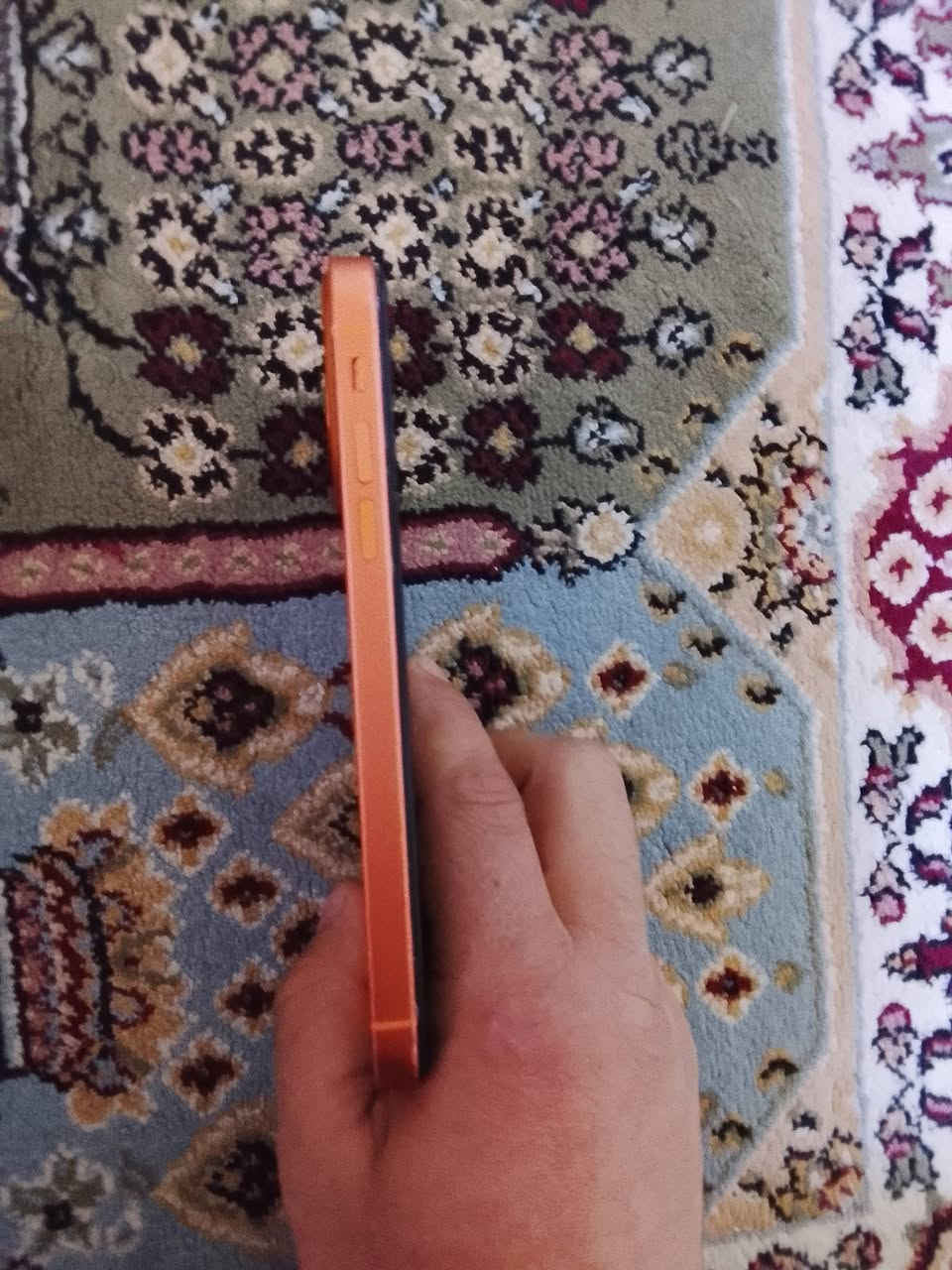 سلام عليكم
ايفون XR  محور 17 PRO
ذاكره 128
بطاريه 100 السعر 280
لاستفسار *********** مكاني بغداد حي العامل
