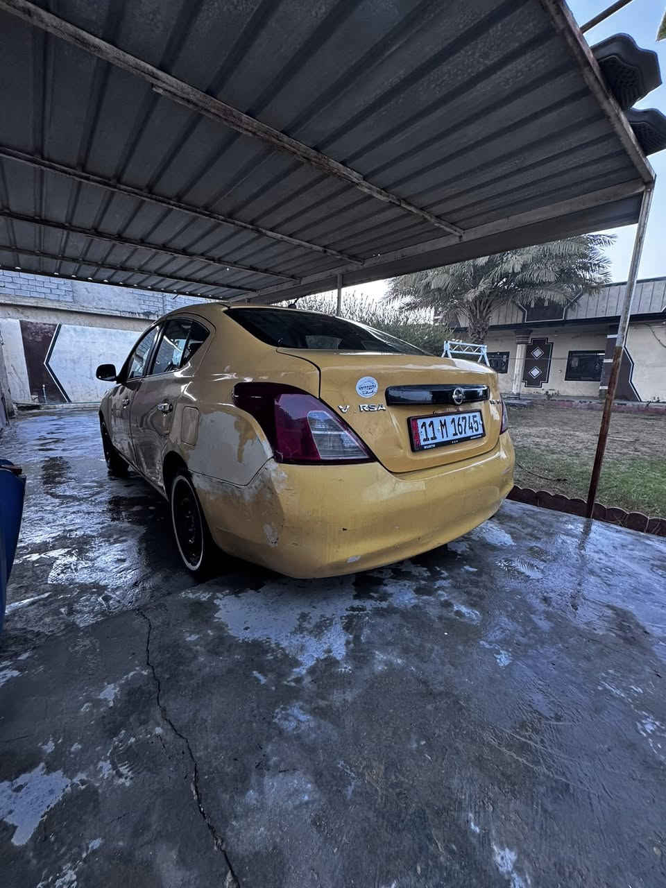 نيسان فيرسا وارد أمريكي موديل 2012 بغداد الرقم الدولي بسمي مصفره من كلشي توني محولهه بدون حادث طخات خفيفه مبينات بصور كير مكينه جدددد توني شادهن بعدهن بظمان تبريد ثلج تخم تايرجديد مناقصهه أي شي سعرهه 80 بيهه مجال ***********رحمه لهلكم اليشوف المنشور بس الشراي يتصل واني بلخدمه
