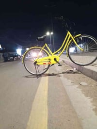 للبيع شخط ما بيه حجم 26 سعره 125 وهي مجال الشراي خليه يدق على هذا الرق...