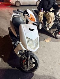 كوم حديد • امجفته جديد • خدوش خلفية