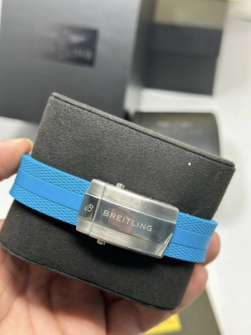 برتلنك سوبر ماستر
اوتوماتيك اعلى كوالتي 
قطعه مال بضاعه DHL
مع كامل الملحقات تفاصيل داخل الفدير
مزاد من (20$)
اقل رقعه (10$)


**إذا كنت صاحب هذا الإعلان وتريد حذفه لأي سبب، رجاءا أرسل رسالة إلى الدعم الفني**