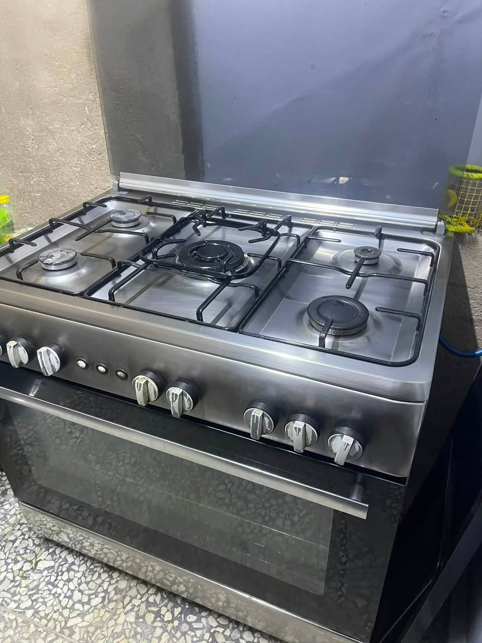 طباخ نظيف كلش للبيع العين الجبيرة مالته شويه صخم العنوان الزعفرانية دور الشرطه قرب افران صمون السمير السعر 200 وبي مجال


**إذا كنت صاحب هذا الإعلان وتريد حذفه لأي سبب، رجاءا أرسل رسالة إلى الدعم الفني**