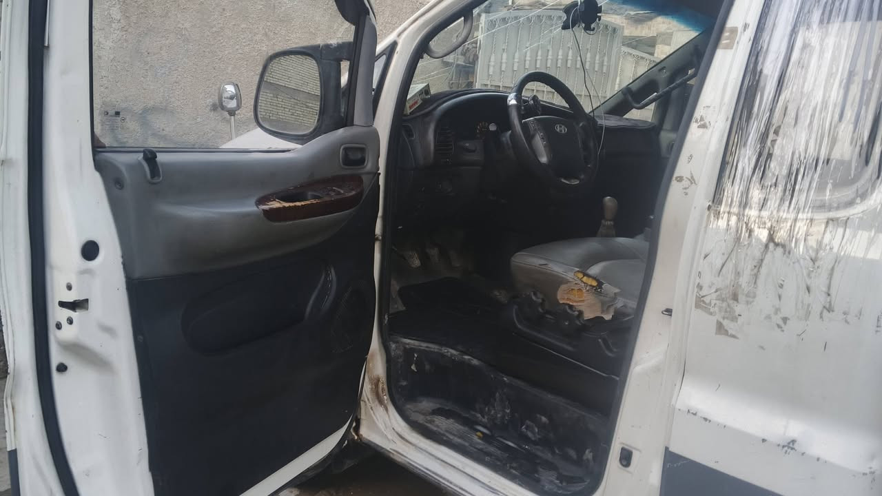 سلام عليكم ليبرو حمل للبيع مديل 2000 جاهزة من كلشي مكينة كير اكسل شاصي مكينة مسكر كير عادي تبريد تدفة تخم تاير امامي خلفي بيضة بسمي صارلي 3 تشر من محولهة رايدهة 65 مكاني بغداد كمالية ***********
