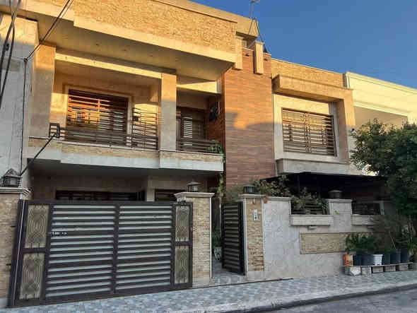 بيت170متر للبيع
في اربيل حي 5حصاروك
قرب 120متري
5نوم
تمليك طابو صرف

السعر ١١ شدات 70 ورقه وبيها مجال 

للاستفسار
***********
***********
*********** واتساب

عقارات ابو آدم في أربيل

لمشاهدة بقية العروض مع ذكر السعر موجود في تلگرام.  https://t.me/new1erbil أربيل
