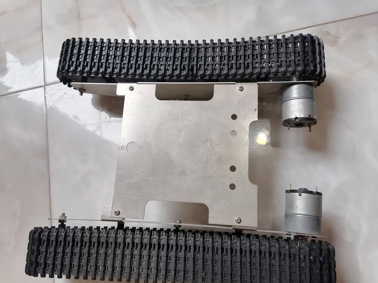 روبوت يفيد طلاب مشاريع التخرج ..كارت مكينة CNC الي يخدمة واتساب ***********
