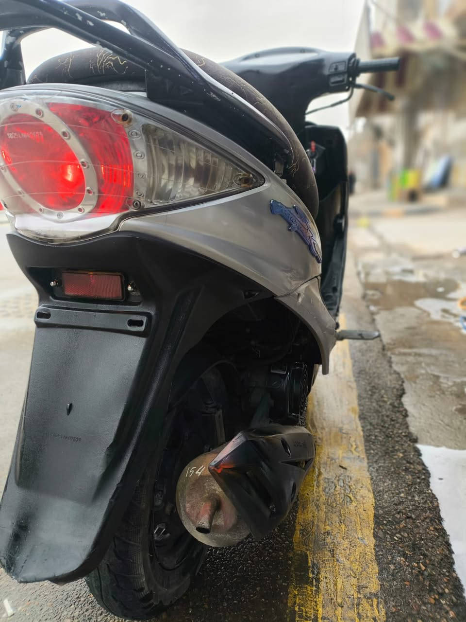 سلام عليكم كانكو للبيع مكينه 150 دراجه كفاله عامه كفرات ختم واحد افحص وين ما يعجبك لا مفتوحه ولا ملف بيها السعر 550 بيها مجال قليل بس للشراي. (***********)
