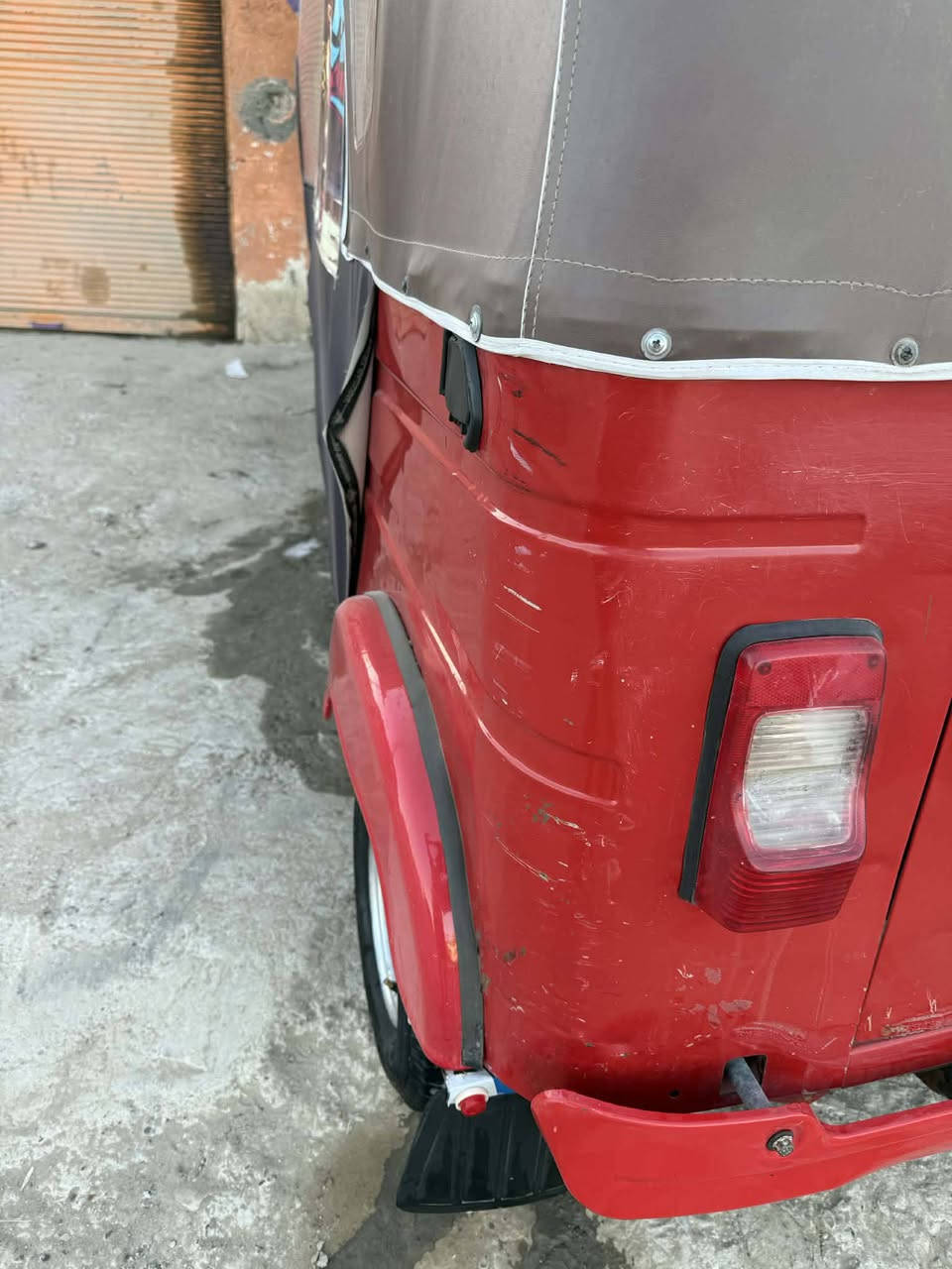 22 شهر 9 رقم نكليزي بابل
مكاني الحمزه الغربي 7900
وبيه مجال ***********
