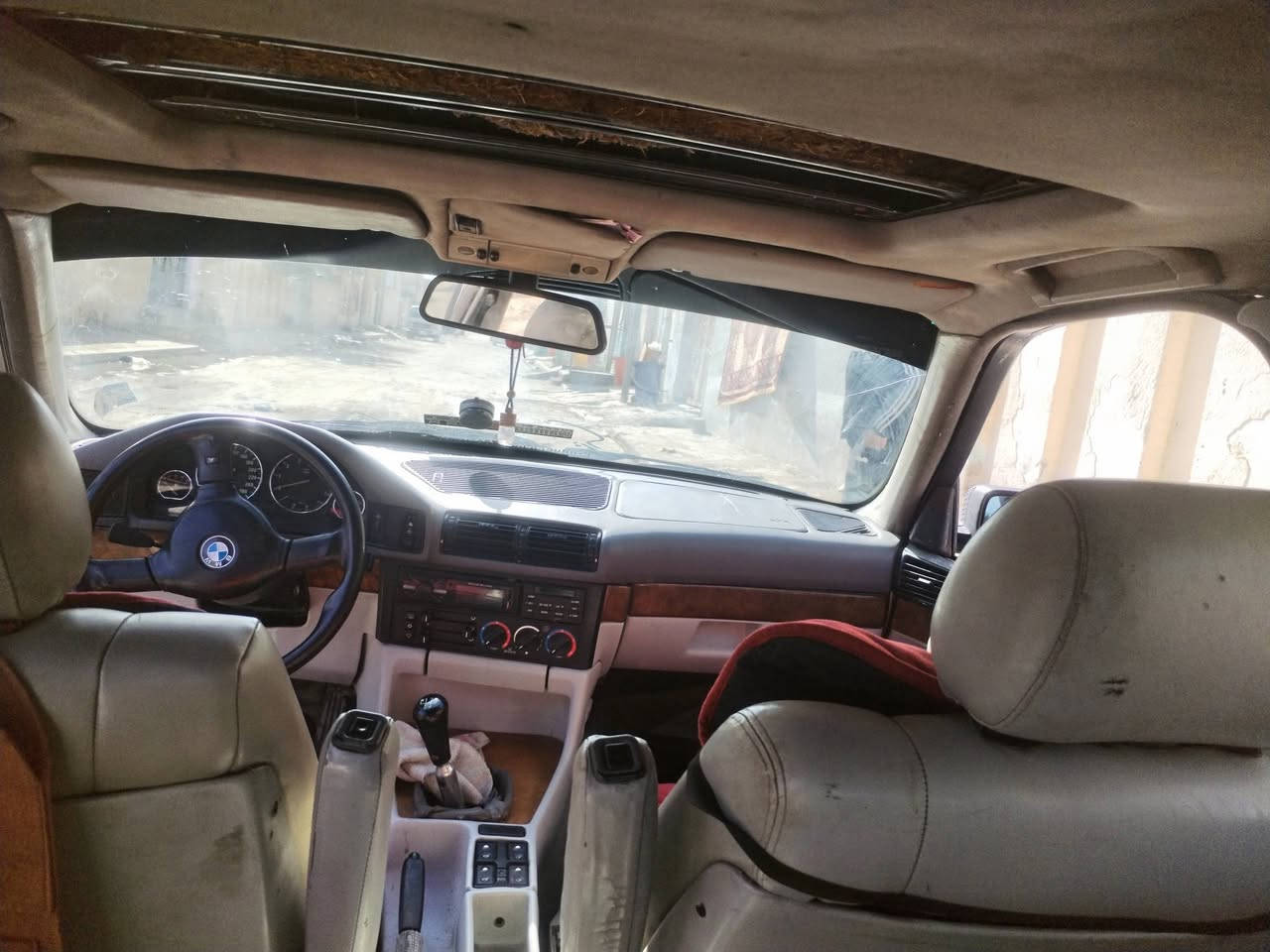 525كير عادي مكينه ٣٥موديل 89رقمه نبار كير مكينه تبريد كهربائيات شغاله صدره تعبان لايت تعبان عوزه قفل جنطه وترتيب بسيط مكاني الكوت سعره 33وبيه مجال
***********
