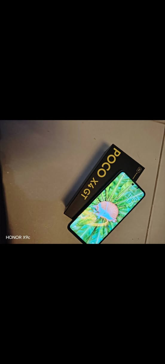 بوكو اكس 4 جي تي
كلش نظيف ما بيه شي
ذاكره256
دبل سيم كارت
***********
بغداد البنوك
