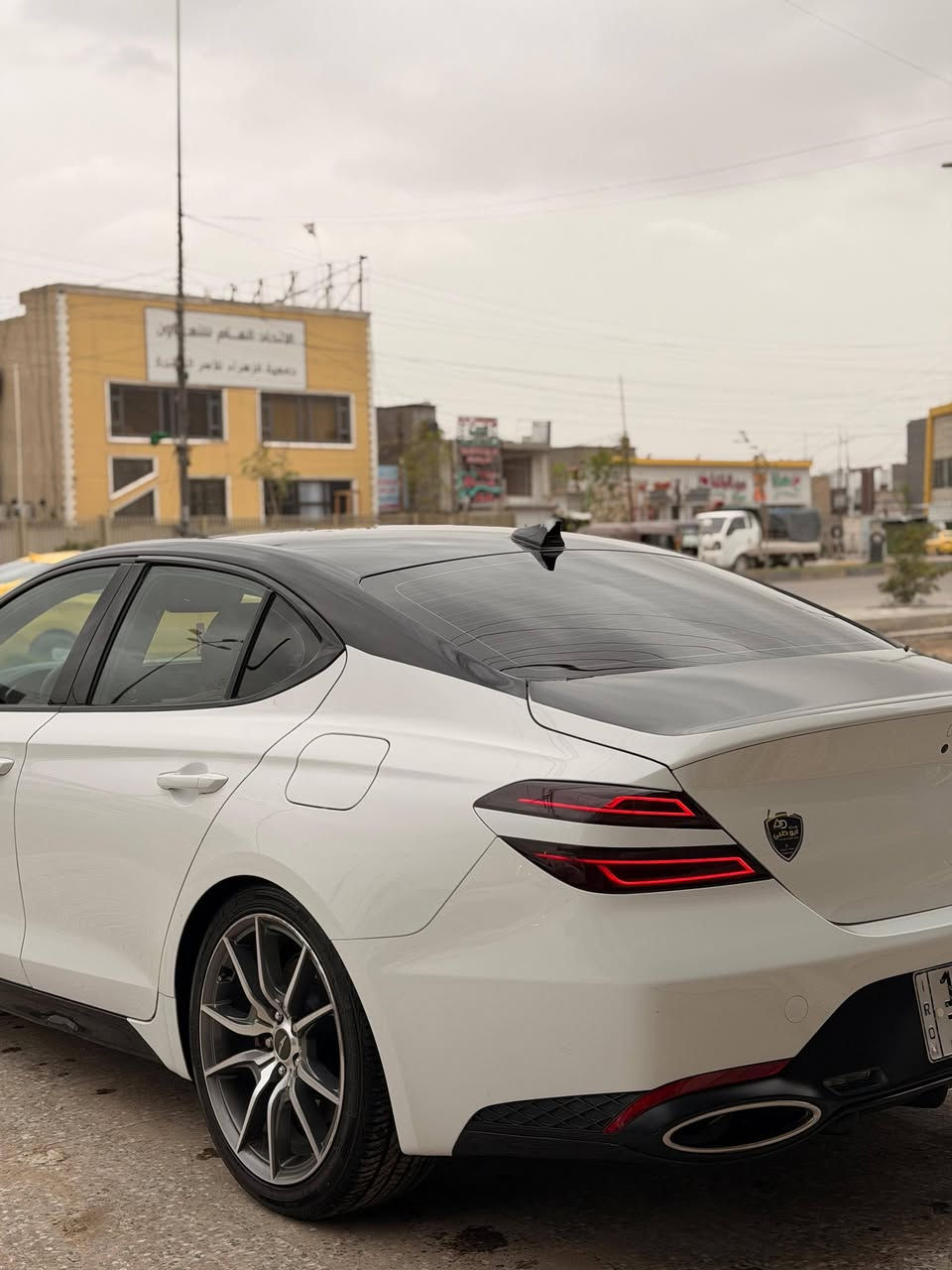 السلام عليكم ...
جنسس فول ٦ سلندر سبورت لاين عده الفتحه موديل ٢٠٢٢ حادث جاملغ مبدل موضح بلصوره و بيها ٤ قطع كلير سياره جديده بمعنى الكلمه الاستفسار ***********
