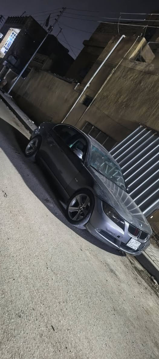 سلام عليكم
BMW e90 2009
رقم بغداد انكليزي بسمي سنوية ل٢٠٣١ 
مكينه دبل فانوس كير وتماتيك
سيارة كلش حلوة بس تحتاج ترتيب مهمولة وبيهة نواقص ابيع على وضعهة وجو سوكهة حت اليشتري يعمر براحته السعر قفل بدون عمله ٦٠ قفل ٥٩ ما ترهم مكاني بغداد الحسينية ***********
