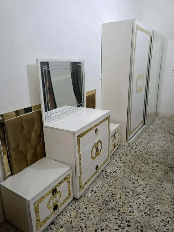 غرفة تركي 🇹🇷 مستخدام 6 قطع  ✨✨
نضافه 90 💯
سلايت  💖
السعر 425💖💸
مع شد🪛 ونقل 🚚  مجاني  داخل بغداد  محافظات بكروه


**إذا كنت صاحب هذا الإعلان وتريد حذفه لأي سبب، رجاءا أرسل رسالة إلى الدعم الفني**