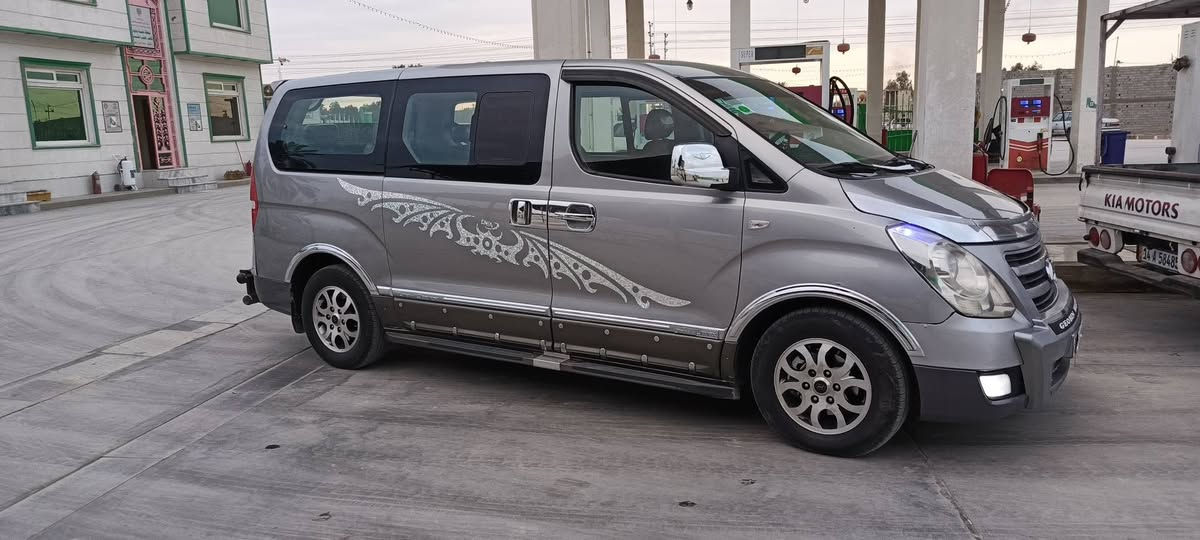 15 اصل مجول بلاد السيارة رقم بصره جهازه من جميع النواحي كفالة عامه (( بيها قطعتين كلير من كوريا فقط )) السعر 210 العنوان البصرة الهوير ***********
