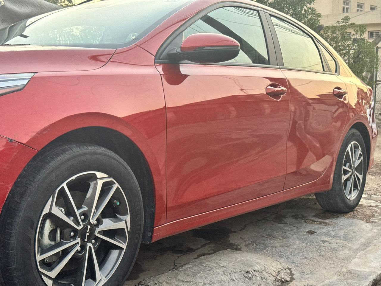 السلام عليكم فورتي 2023 لون مشمشي
مكينة 2000 دوش رقم بغداد ماشية 32 الف
حادثهة منشور البنيد نفسة معدل راجع بارد وشوية بالجاملغ بارد الامامي والباقي كلة مكفول 
 مراوس بتوكسان خليجي وانطي فرق موديل 19 وفوك مكفول  🚙 مكاني حلة شارع 60
***********
