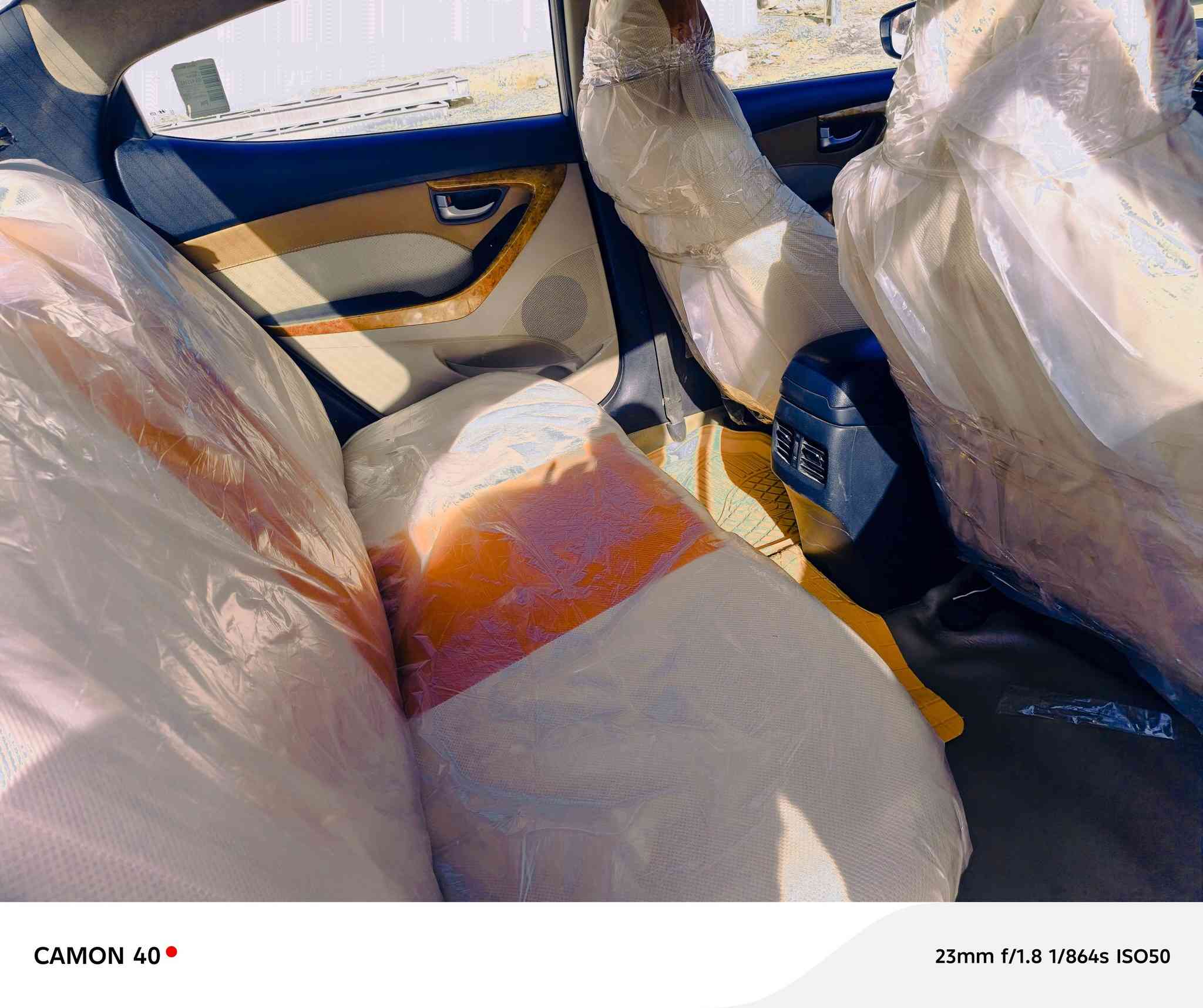 السلام عليكم للبيع او المراوس باقل من عدها 
النتر ١٦خليجي فول مواصفات فتحه اشاير بالمري تبريد قطعتين مري شفط كامره محرك ١٨٠٠ كير كفاله السياره نظيفه  ماشيه 113KMبيه صبغه كد شبر بالجنطه والباقي كفاله عامه سنويه وهزه ٢٠٣٠ باسمي رقم بغداد الجديد المكان النجف الاشرف سونار مرفق ويه الصور  السعر ١٣٢ للاستفسار الاتصال ***********واتساب
