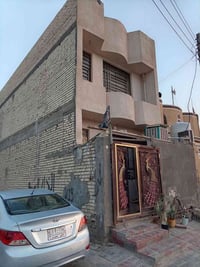 قطاع 18 • خلف مستشفى تركي • بيت طابقين