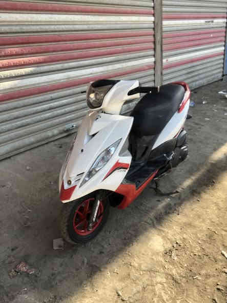 جيتي ار درجه حلوه كامله كل نقص ما بيهه كهرباءيات كلهه شغلاه شلعه ومعدلك كل نقص ما بييه امراوس حسب القناعه او بيع مكاني بغداد ***********
