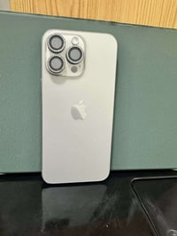 آيفون ١٥ برو ماكس • بطارية ٩٤ • استعمال نسائي