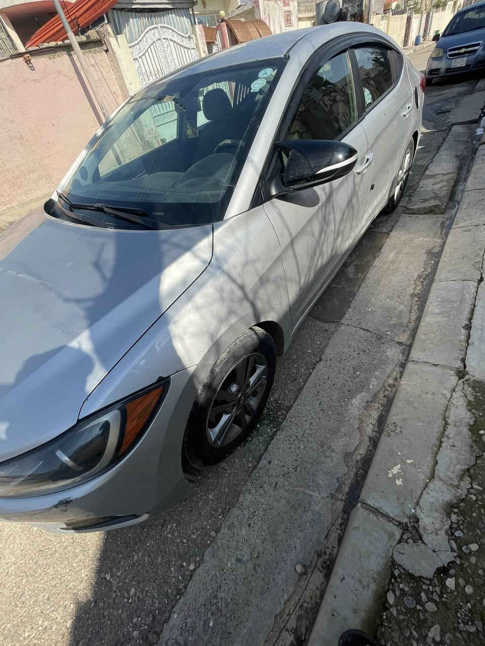 النترا امريكي 2017
محرك 20 دوش مرغوب

تحكم ستيرن

تحديد سرعة

مانع انزلاقABS

شاشة كبيرة

شاشة تدعم كاربلي

ضرر بوند صبغ + قبق صندوق

بدون دواخل
العنوان دهوك
***********

السعر 123
