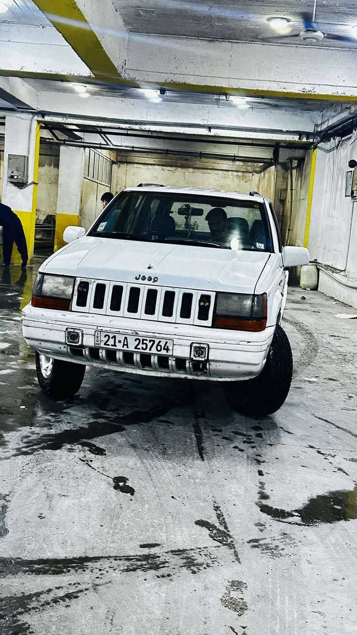 سلام وعلیکم  ئەم جیبە بو فروشتن  گیرومکینەی بیلادە  تبرید وتتفیە ایش دکات  دە بل اکسلی ایش دکات مودیل 1995  رقم وسنەویە تازیە  تاکو 27 بو زانیاری  تیل بکە 
 ***********
