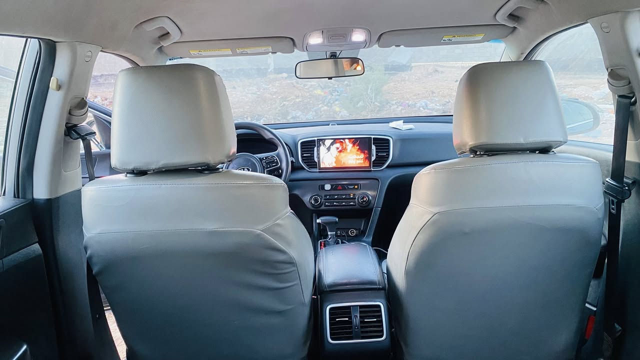 السلام عليكم الاخوه المحترمين                                   سبورتج موديل 19 السعر158 وبيه مجال بسيط مواصفات شاشه كامره تحكمات استيرن قطعتين تبريد محرك 2400نزول منحدرات ثلاث انضمت قياده السياره قتعتين بيه بنيد +جاملغ فقط بدون لالغد ولا شاصي السياره عده ذني مكفوله صدر جديد كير محرك جديد تخمداير بدلتله جديد مكان السياره بابل الاسكندريه هـ*********** @@@@***********
