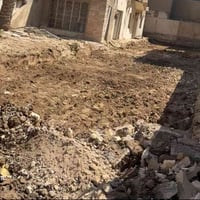 اخوان للبيع .. ارض ١٧٥ متر واجهة ٥ امتار نزال35   العنوان// الغدير محل...