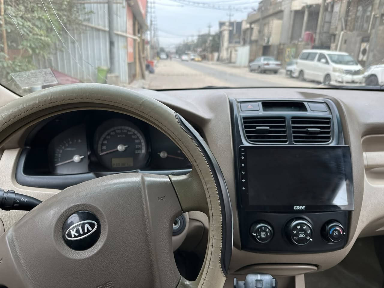 سبورتج 2009 وارد خليجي
رقم بصرة انكليزي مميز  محرك وگير على الفحص  سيارة نظيفة شاشة ايباد ومنظومة تبريد عليها ادامة
السعر 118 وبيها مجال
العنوان/ بصره - تنومه -نهر حسن
***********
