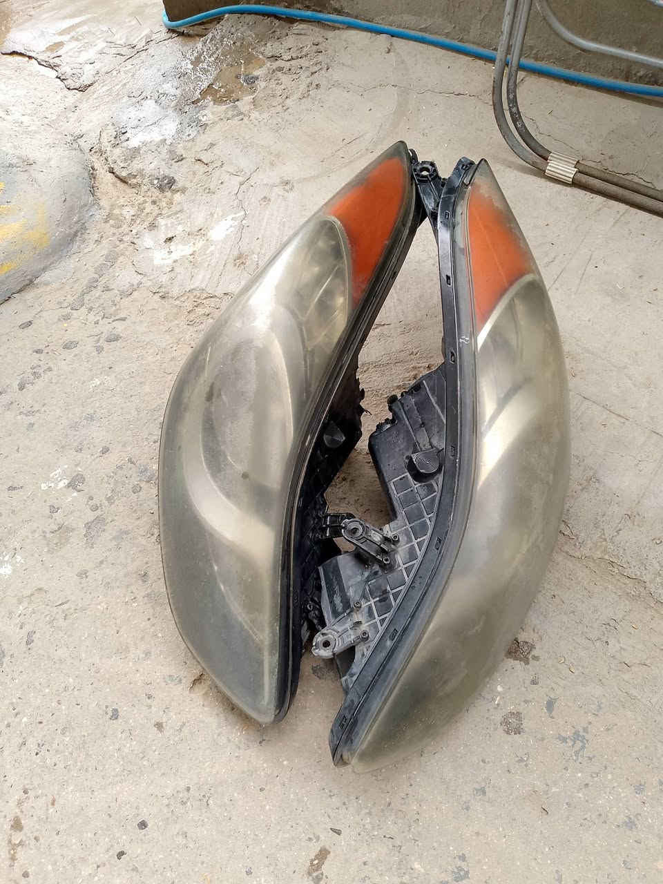 السلام عليكم
عندي غراض النترا مضلع كلهه شغاله وعلفحص 
قيم وخذ بل يرضى الله ماصدات اصلي بس جام تعبان قاعدة فيتبم مال تفصيخ نقصهه بس لبه مروحه استاركس اضافيه قطع ممشتغله وباقي الغراض واضحات بلصور مكاني ابو غريب الشهداء ***********
