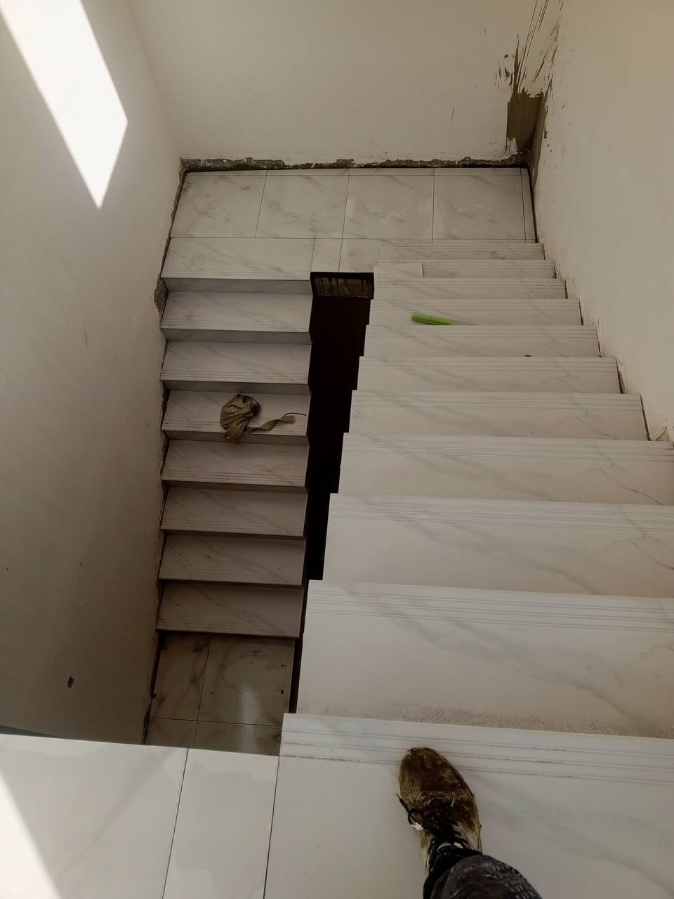 *********** متفرغ حالين
