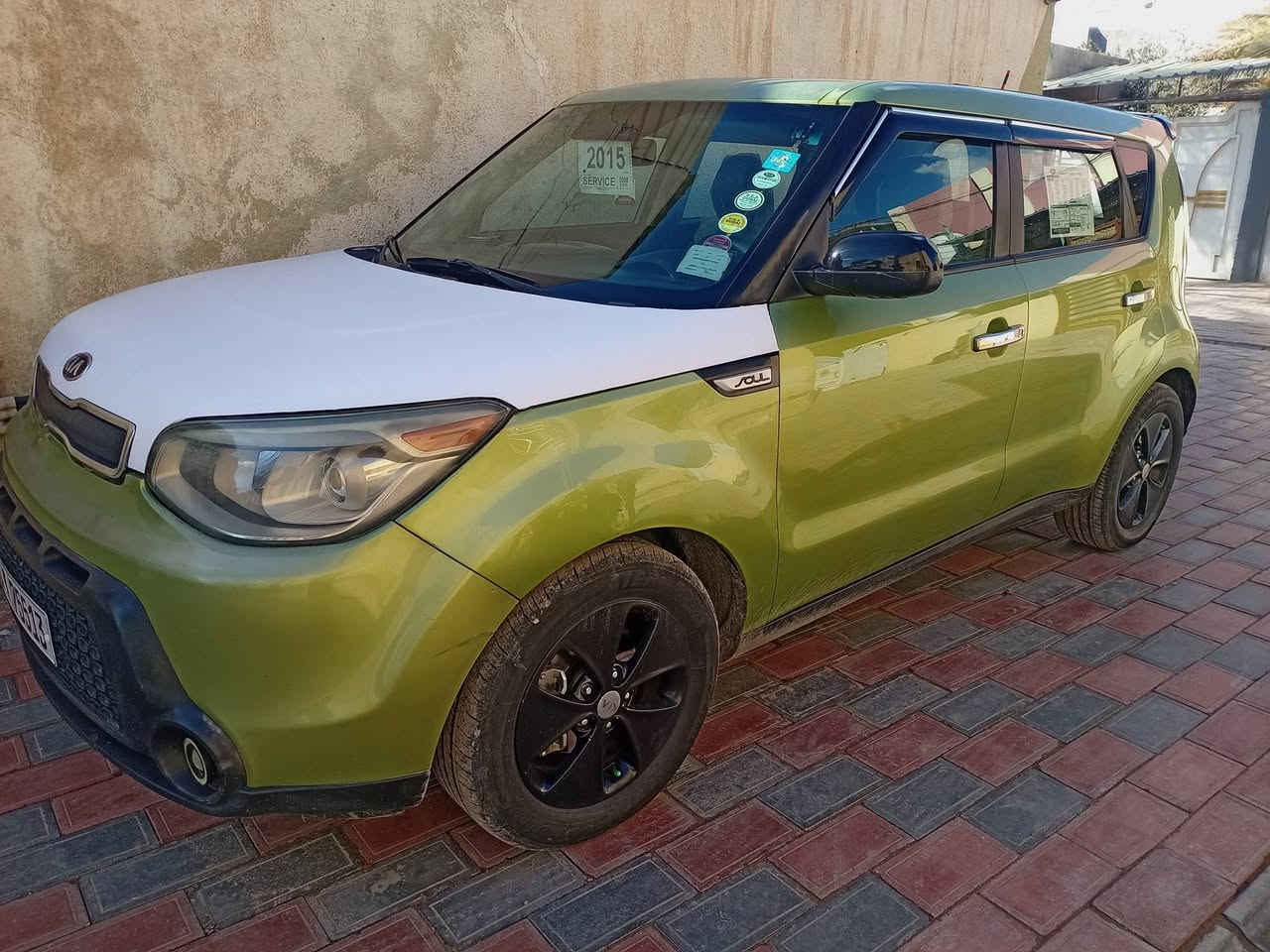 سلام عليكم كيا صول 2015 وارد امريكي جاملخ وبنيد بدون داخل مكينه 1600 جي تي اي سعر 1005 بيه مجال ***********
