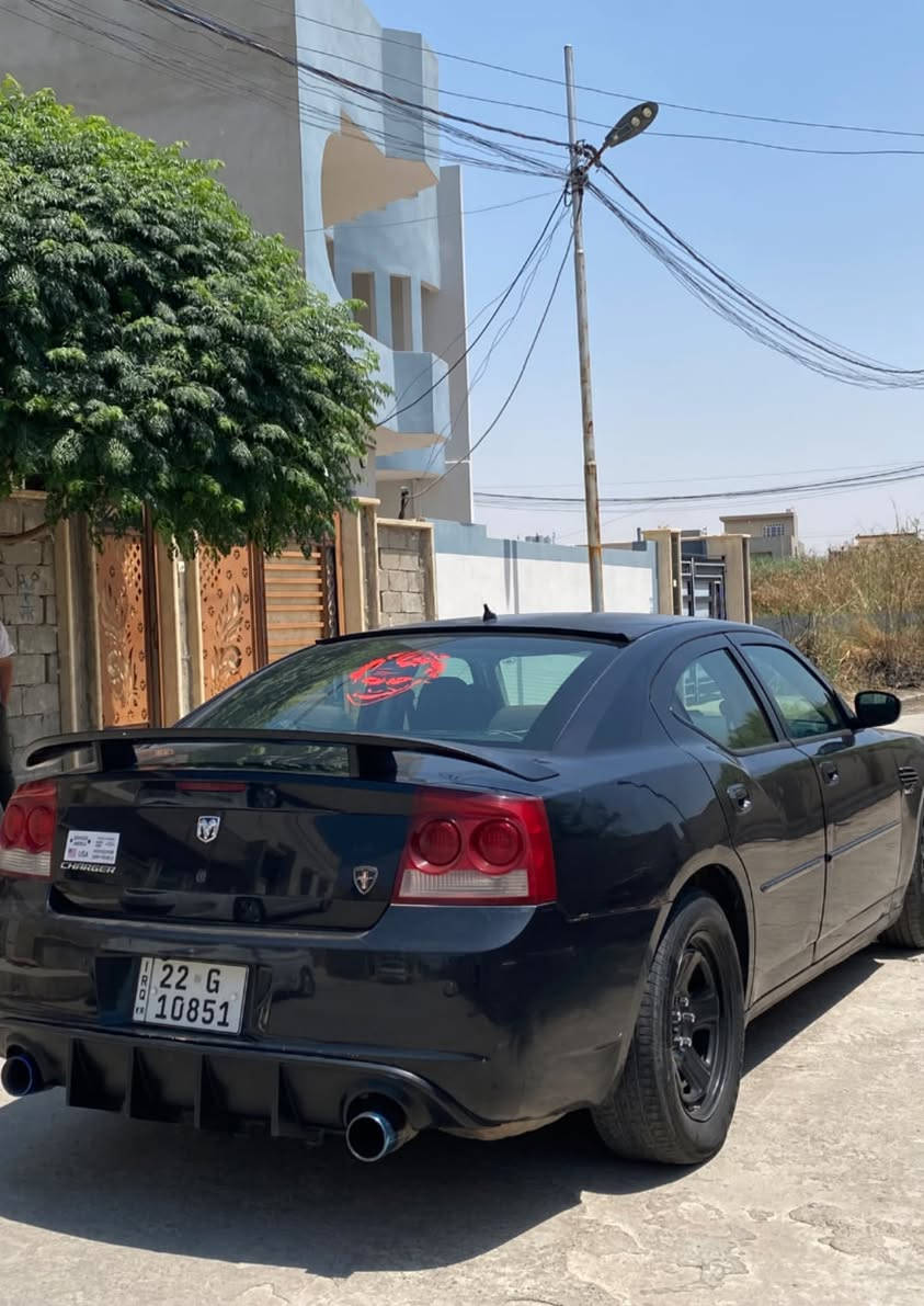 للبيع جارجر اسود مديل ٢٠٠٨
ماشيه ٢٠٠ حقيقي كير ومكينه بشرط محركها ٣٥٠٠ تبريد ثلج صدر امامي خلفي بشرط باتري جديد كهربائية كلها شغاله بشرط كشنات السياره وداخلها حيل نظيف رقم اربيل الجديد وسنويه جديد كابون بانزين 
ضرر بيها براس الجاملغ معجون والداير الخلفي بارد 
السعر ٩٤
للتواصل 
‏‭***********‬‭
