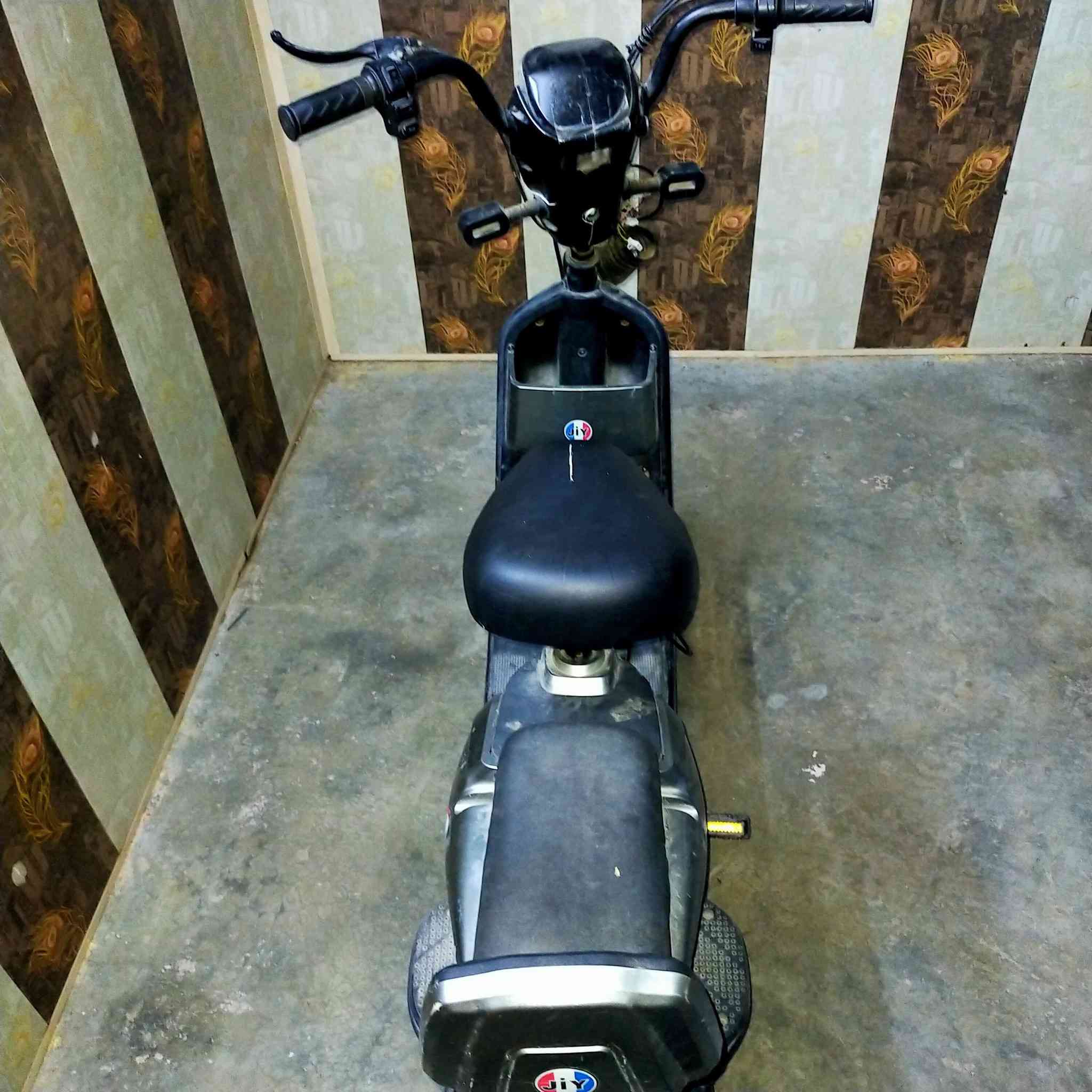 متاح ماطؤر شحن مايشتقل يمكن بطريات اسؤيچ مابي سعر75بي مجال


**إذا كنت صاحب هذا الإعلان وتريد حذفه لأي سبب، رجاءا أرسل رسالة إلى الدعم الفني**