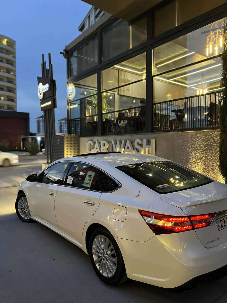 تويوتا افلون موديل 2013 🧿✅
موصفاتها خليجى 
لميتد ماشيه 182 ❤️📦
الف كيلومتر 
زيروو ضررها بونيت جملغ صبغ 
بدون دواخل سونار  موجود 
سنوية جديد رقم اربيل 
سعرها 183 ورقه بيه مجال
*********** واستاب موجود
*********** كركوك, العراق
