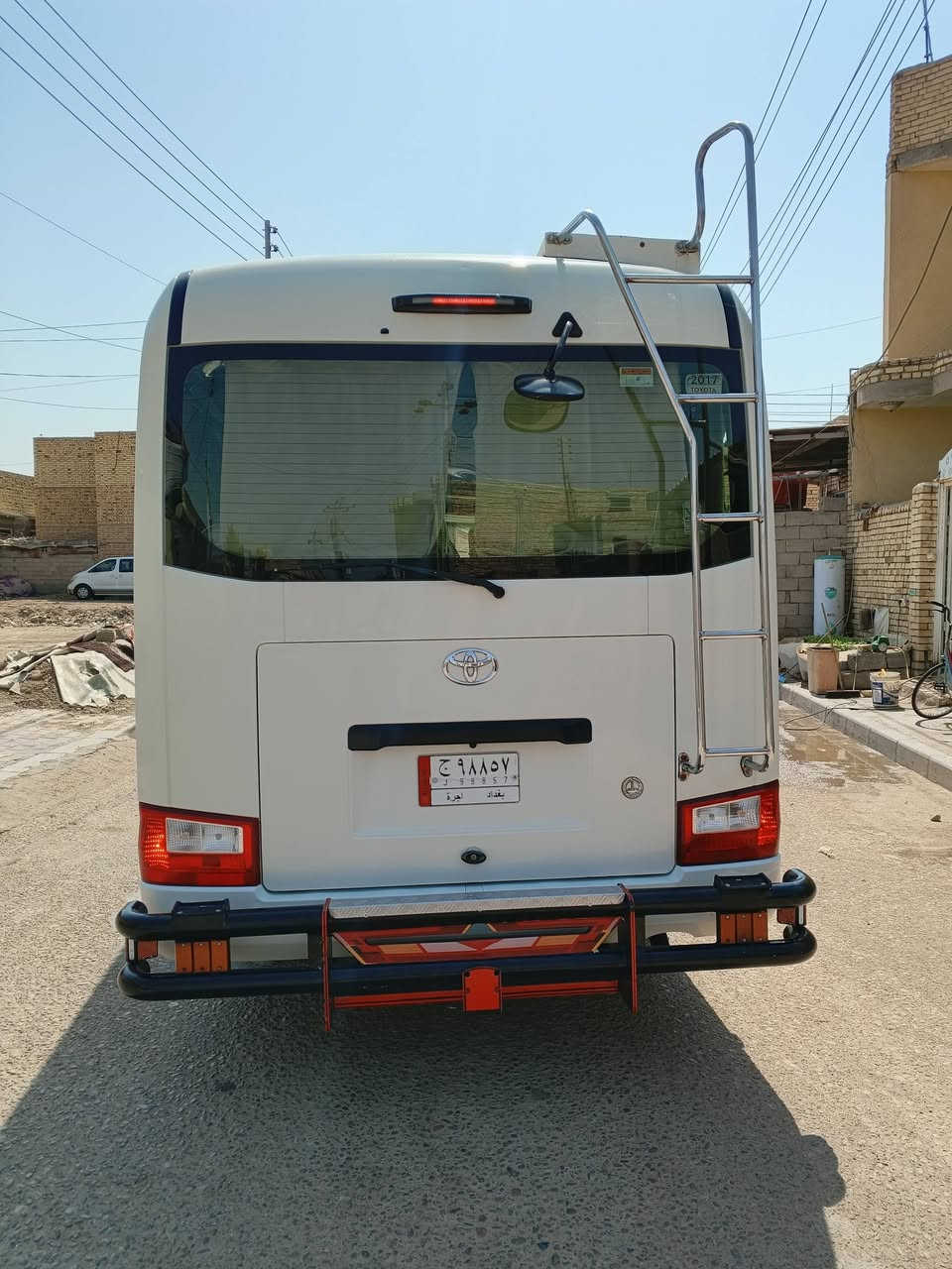يالله السلام عليكم اخوان كوستر كفاله للبيع جاهزه على اخر حبايه تبريد تخم تواير دوشمه داخليه موديل 2017 سعر 4ونص قفل مجال بس حك الجيه سياره نضيفه خير من يم الله شراي اتصل *********** مكان العماره قضاء المجر

