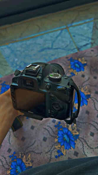 سلام عليكم كامره للبيع جديده صورته كلش حلوو مكاني كركوك سعره مناسب ***********
