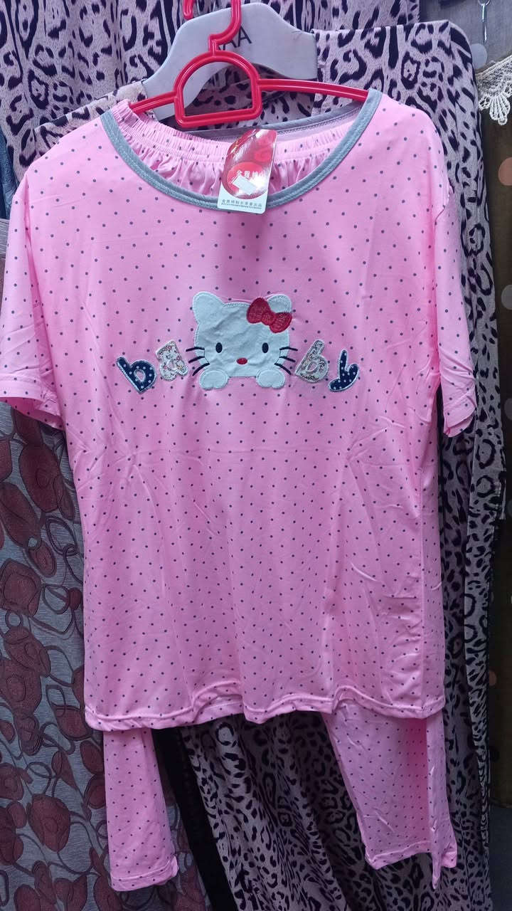 كل مديل بي 4 الوان وسعره مناسب خدمت توصيل متوفرة


**إذا كنت صاحب هذا الإعلان وتريد حذفه لأي سبب، رجاءا أرسل رسالة إلى الدعم الفني**