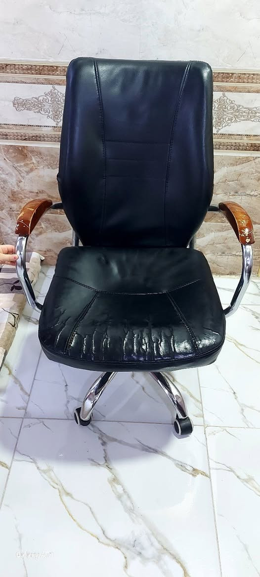 كرسي حاسبة مستخدم.
نظيف ... ماعدا الجلد شوي مفطر..
السعر ٥٥ الف


**إذا كنت صاحب هذا الإعلان وتريد حذفه لأي سبب، رجاءا أرسل رسالة إلى الدعم الفني**