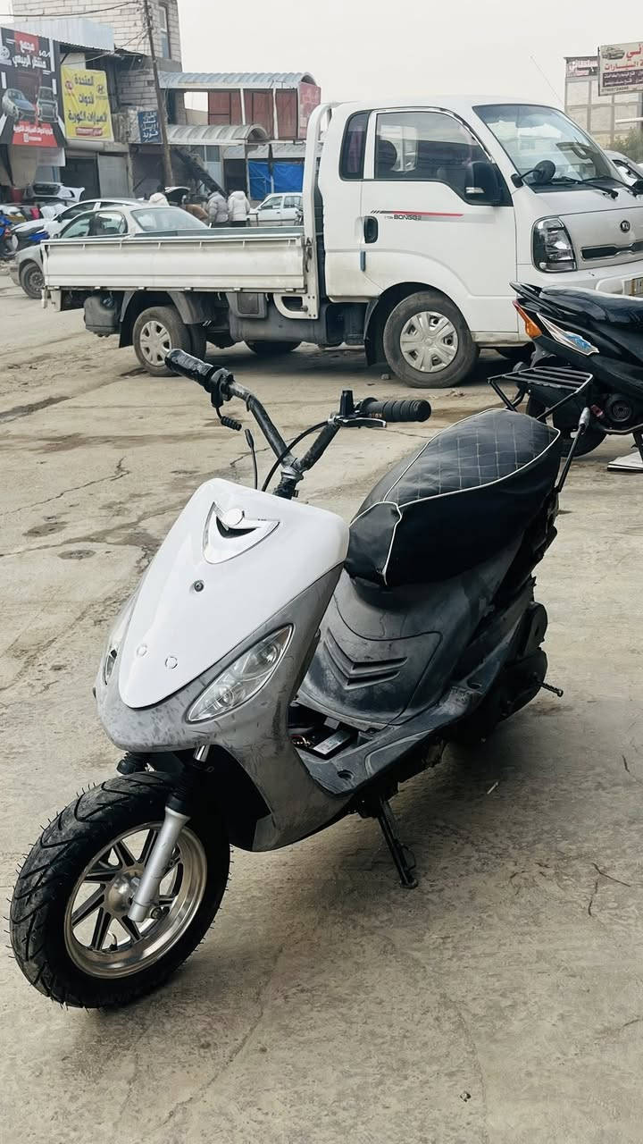 مال لعب فارغه الدراجه ؏ هاي الحطيه تاخذه
الدراجه حلوه ومرتبه نضيفه 
بلاد عليها صالنصه حلزونيه رياضيه فول صوتها 
الدراجه نضيفها شرط نكره سلف 
المكان نجف صناعي الكوفه 
السعر 425 بيها مجال قليل 
رقمي ***********
