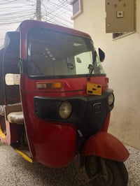 تكتك للبيت مديل 18 تكتك متروكه بس شغاله كهربايات وكلشي شغال بيها مستعج...