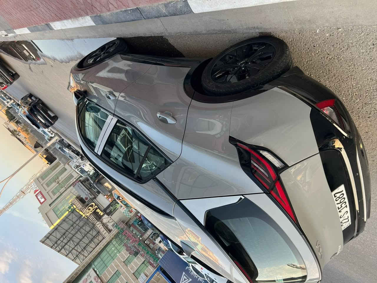 كيا سبورتج 2025 خليجي كفالة ماشية 9 الاف اخت الزيرو بلاك ادشن لون مميز اسمنتي رقم اربيل داخل جلد زيتوني نقطة عمياء ويل 19 حساسات امامي خلفي تدفئة بالمقود وتدفئة كشنات وكراسي كهرباء وعد هواي مواصفات السعر 245 وبيها مجال


**إذا كنت صاحب هذا الإعلان وتريد حذفه لأي سبب، رجاءا أرسل رسالة إلى الدعم الفني**