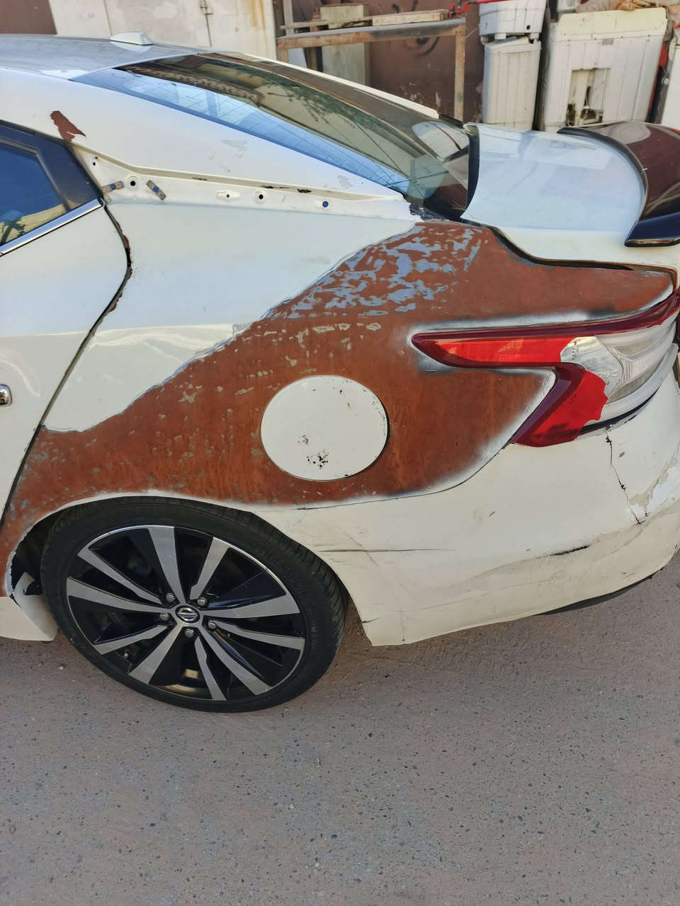 لبيع مكزما 2016 فول مواصفات عده الفتحه شفتات بل ستيرن رادار محرك وگير مكفول تخم تاير جديد تبريد ثلج حادثه جنطه وجاملغ سعر 80 بيه مجال  العنوان هيت 
*********** محرك 3500 6 سلندر
