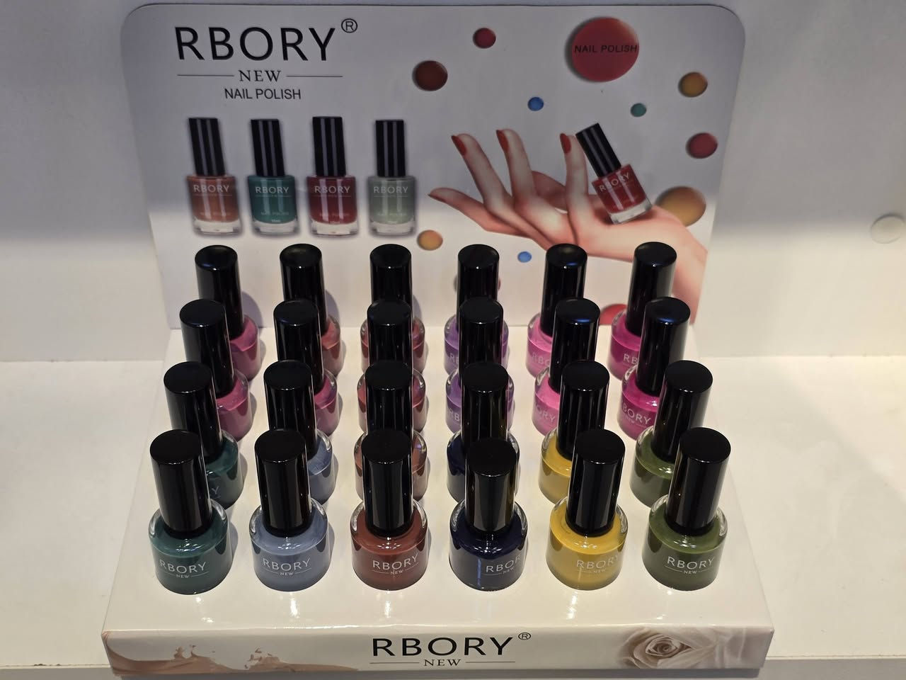 صبغ اظافر ماركة RBORY 💅
الالوان المرغوبة والترند كلها تلكوها هنا 😍
السعر : الف 
متوفر في 
Shine On 🔮 حيثُ للتألقِ عنوان 

 🌸 بوتيك شاين اون للاكسسوارات والعطور النسائية والرجالية 

اكسسوارات "نسائية ، رجالية " _ عطور _ ميك اب  _ حقائب - هدايا
المتجر مفتوح على مدار ٢٤ ساعة 

خدمة حجز الطلبات متوفرة طول اليوم وعلى مدار 24 ساعة

يتوفر خدمة تغليف الهدايا واختيار الهدية حسب الطلب ❤🌹🌺 

💥للحجز والاستفسار مراسلة الصفحة 📥
او الاتصال واتس اب
***********
—————————————-
💥توصيل لكافة انحاء العراق 🏎
داخل خانقين 2000 دينار
داخل ديالى 3000 دينار 
المحافظات 5000 دينار
Khanaqin , Diyala , Iraq 📍
.
.
.
.
#اكسبلور #reels #محل #خانقين #shine_on  حيثُ_للتألقِ_عنوان بوتيك_شاين_اون  مستلزمات_نسائية كوزمتك عطور ملابس اكسسوارات حقائب ترند العراق خانقين بوتيك هدايا
