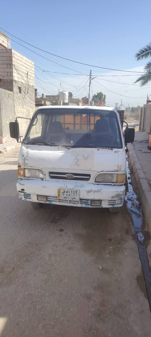 كيا للبيع رقم الماني بس راعيه مااندله مكينه خير من الله وكير ماي مكفول سعره 27 وبيه مجال *********** اكفله سرقه وعشائر سياره جاهزه للعمل
