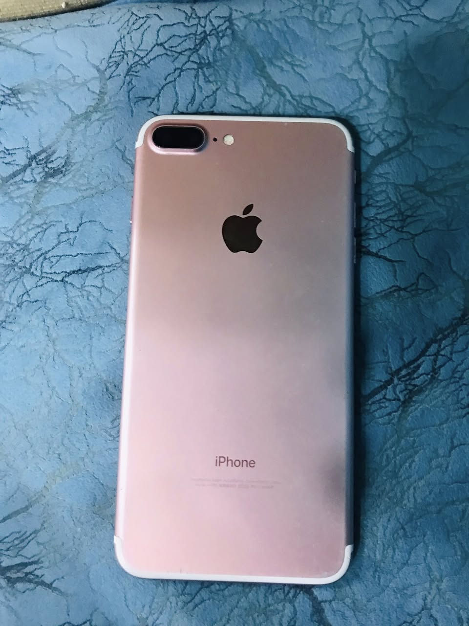 ايفونات سفن بلاس تلفونات نضيفات مثل ما موضح بل صوره واحد ذكرته ١٢٨واحد ٦٤ شغلت الوردي. بلادي. ما. بدل. اي. قطعه بي.شوي بي غواش بل كمره الماميه  بطريه ٦٦ السود بطريته ١٠٠ بدله اصليه  تلفونات نضيفات سعر القطعه١٠٠بيا مجال. بسيط كلش رقم الهاتف *********** مكان بعقوبه تقطع الساده
