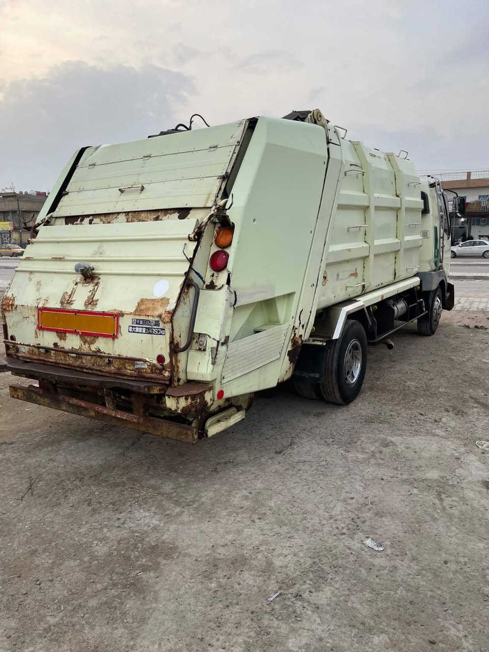 فوسه كبسه 10مكعب كفاله مكان بغداد مامشتغله مرقم بصره ***********///***********
