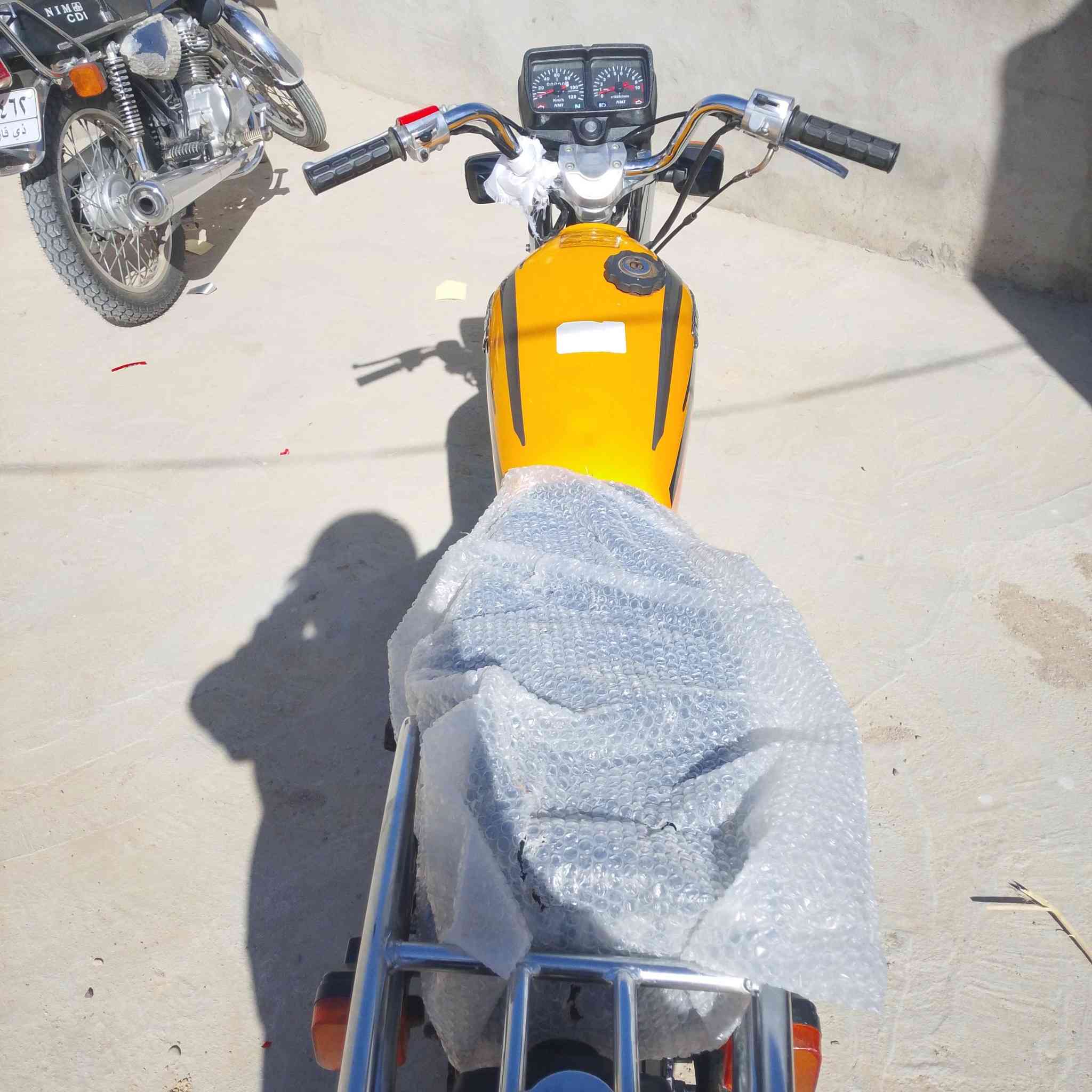 السلام عليكم دراجة للبيع موديل 23 دراجة جاهزة السعر800 وبية مجال مكاني قضاء الرفاعي الاتصال على الرقم ***********
