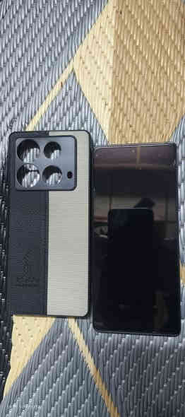 السلام عليكم
موبايل البيع انفنكس نوت40رام16 ذكره256 يشحن لسلكي يدعام الشحن السريع 
السعر:170
الموقع:حاي لانتصار شارع30  قرب صيدليات السكوان
***********اسياه
