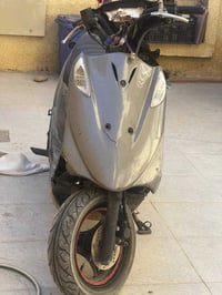 ادرس قديم ياباني للبيع دراجه كابريتر دراجه بيها دخانه بجم موجود مالتها...